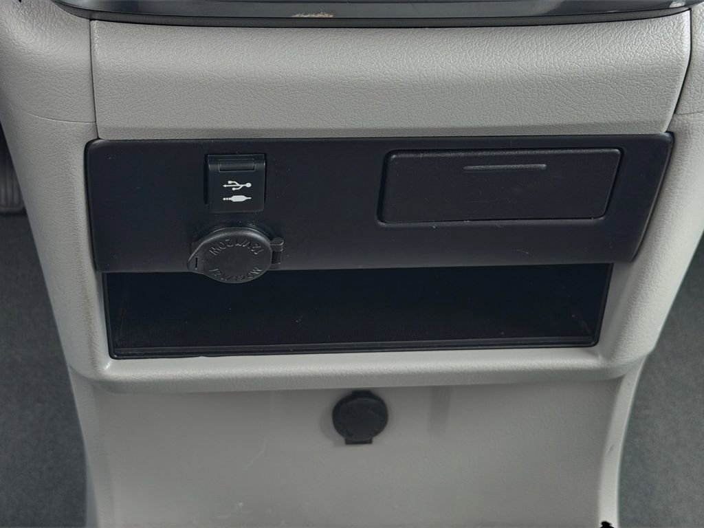 Used 2019 Toyota Sienna LE FWD image 16