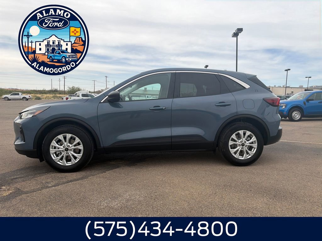 Used 2024 Ford Escape Active w/ Tech Pack #1 FWD image 2