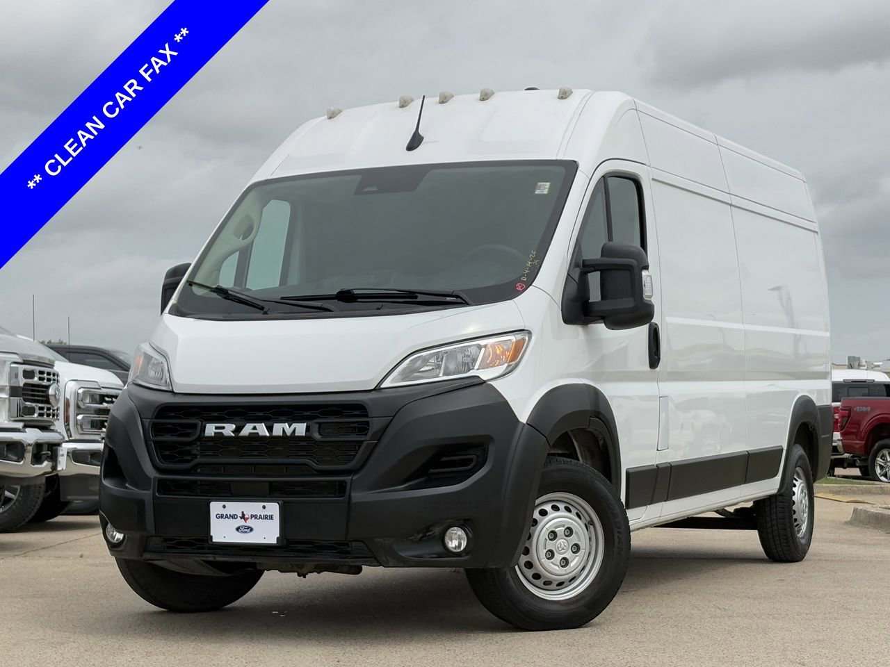 Used 2025 RAM ProMaster 2500 w/ Convenience Group image 2