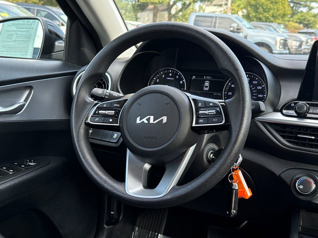 Used 2023 Kia Forte LXS image 19