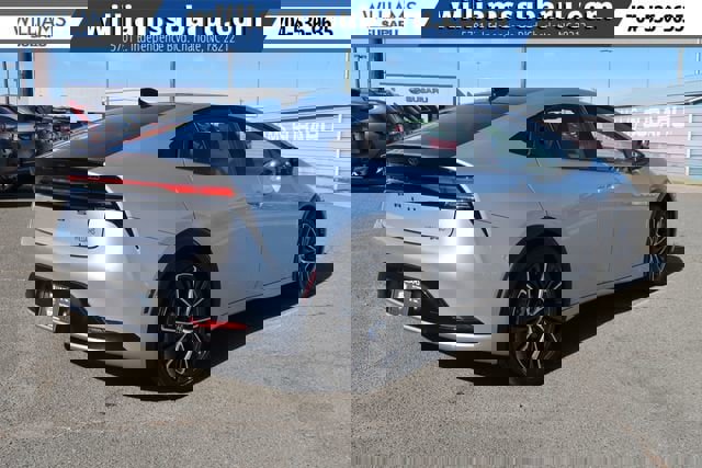 Used 2024 Toyota Prius Limited w/ Limited Premium Package image 9