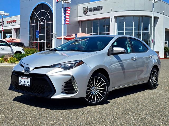 Used 2019 Toyota Corolla XSE FWD image 3