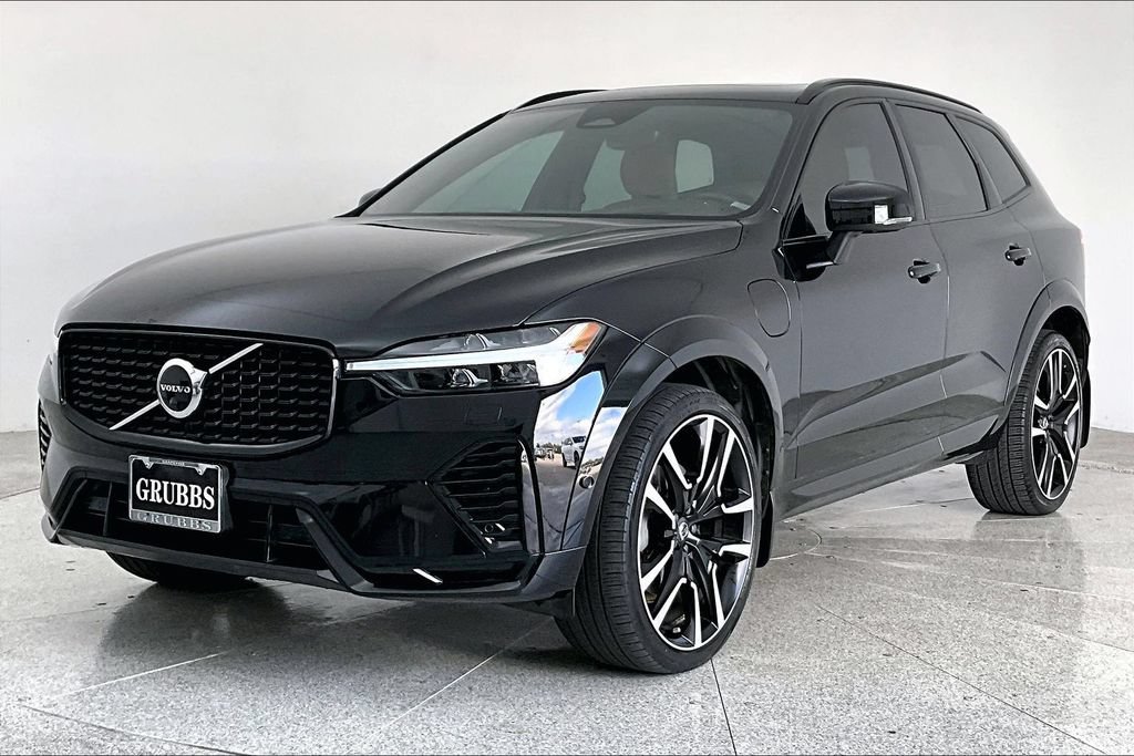 Used 2023 Volvo XC60 T8 Ultimate w/ Climate Package AWD/4WD image 12