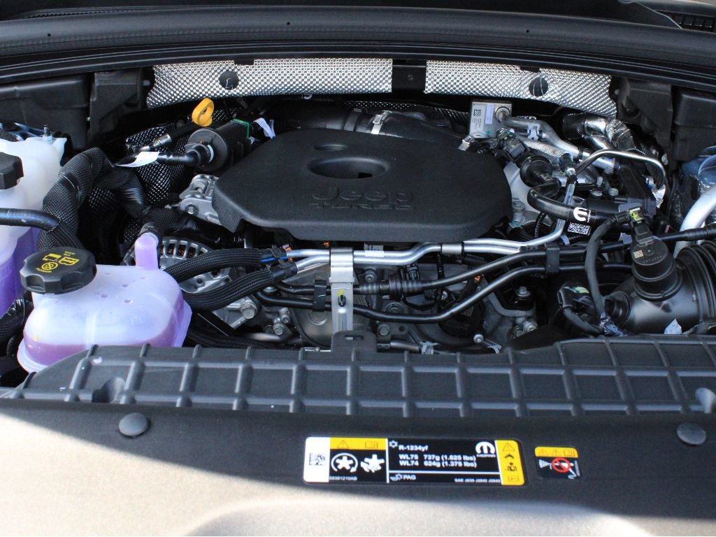 New 2026 Jeep Grand Cherokee L Limited w/ Limited Altitude Package AWD/4WD image 40