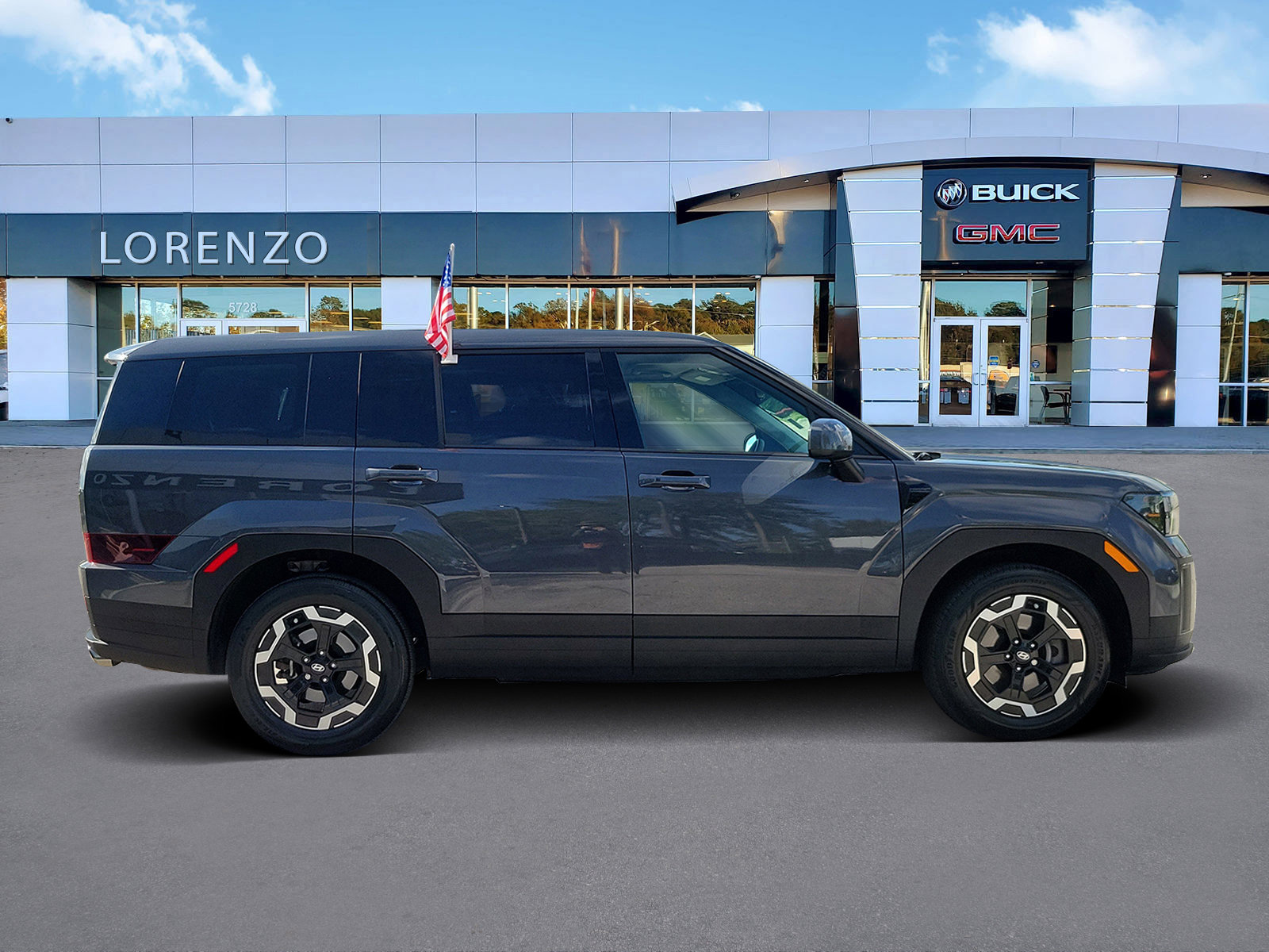 Used 2025 Hyundai Santa Fe SE image 4