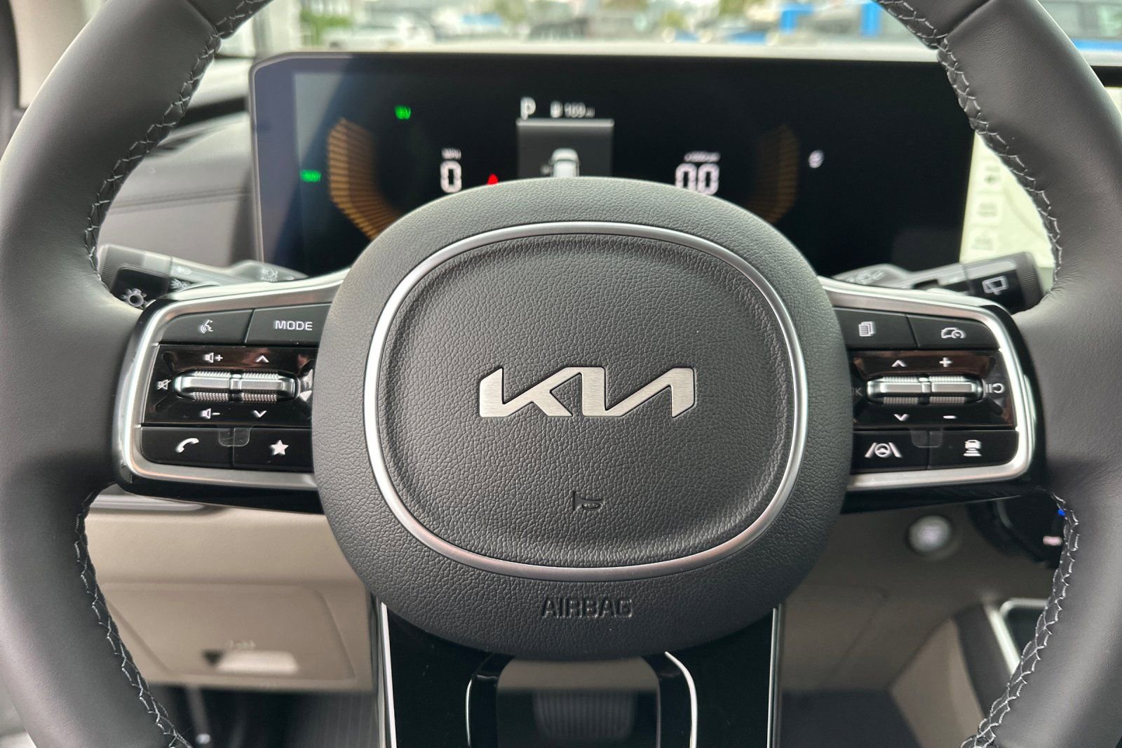 New 2026 Kia Carnival LXS image 25