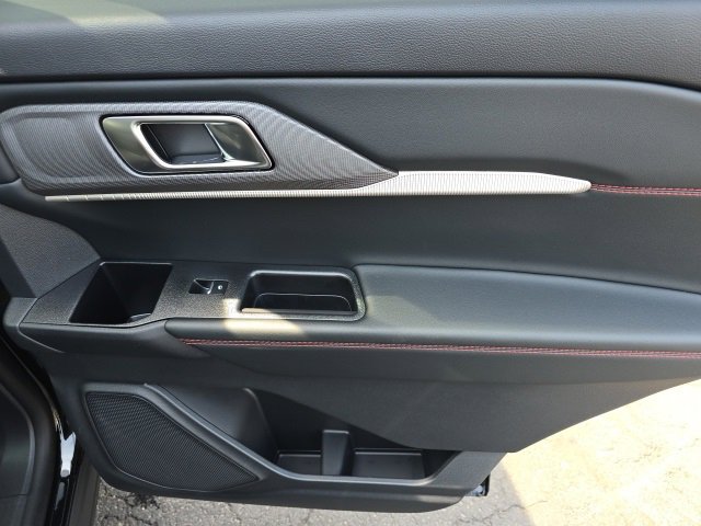 New 2025 Ford Explorer ST-Line w/ Premium Package image 28