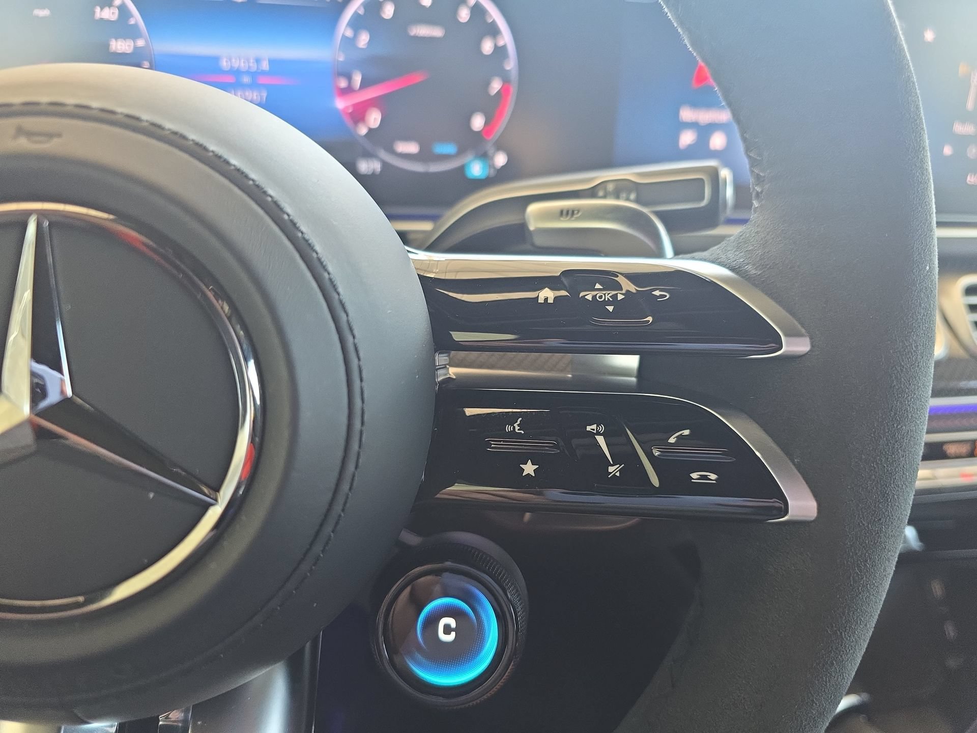 Used 2025 Mercedes-Benz GLE 63 AMG S image 18