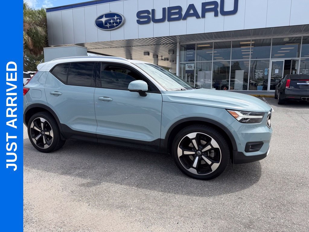 Used 2019 Volvo XC40 T5 Momentum