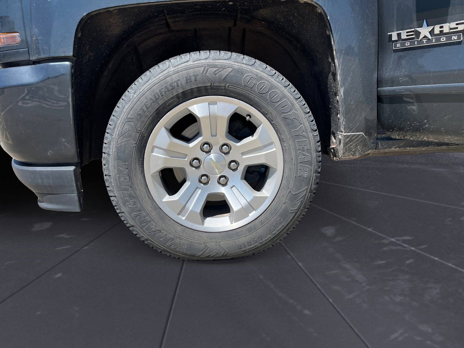 Used 2018 Chevrolet Silverado 1500 LT w/ Texas Edition AWD/4WD image 14
