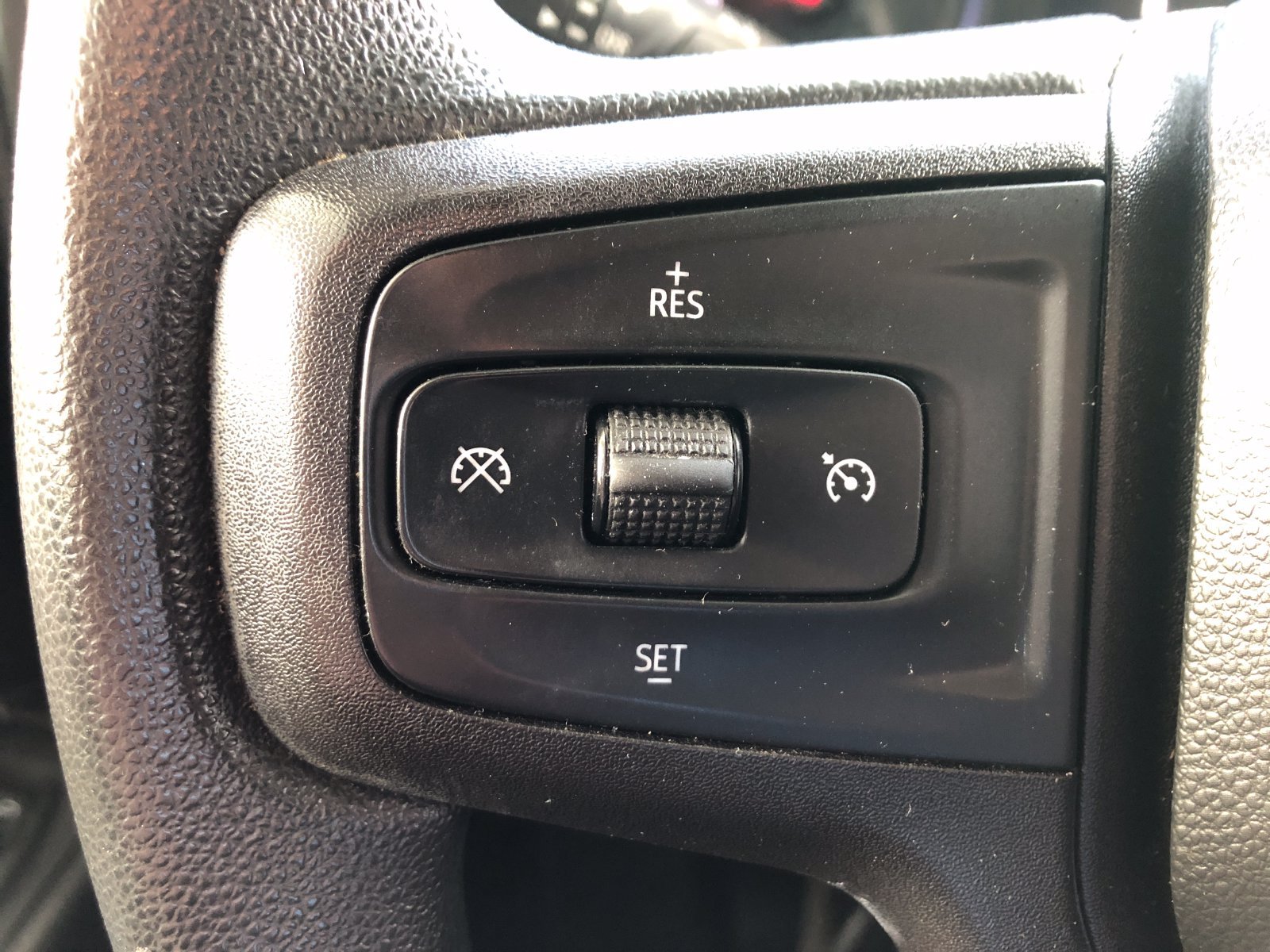 Used 2021 Chevrolet Silverado 1500 Custom AWD/4WD image 31