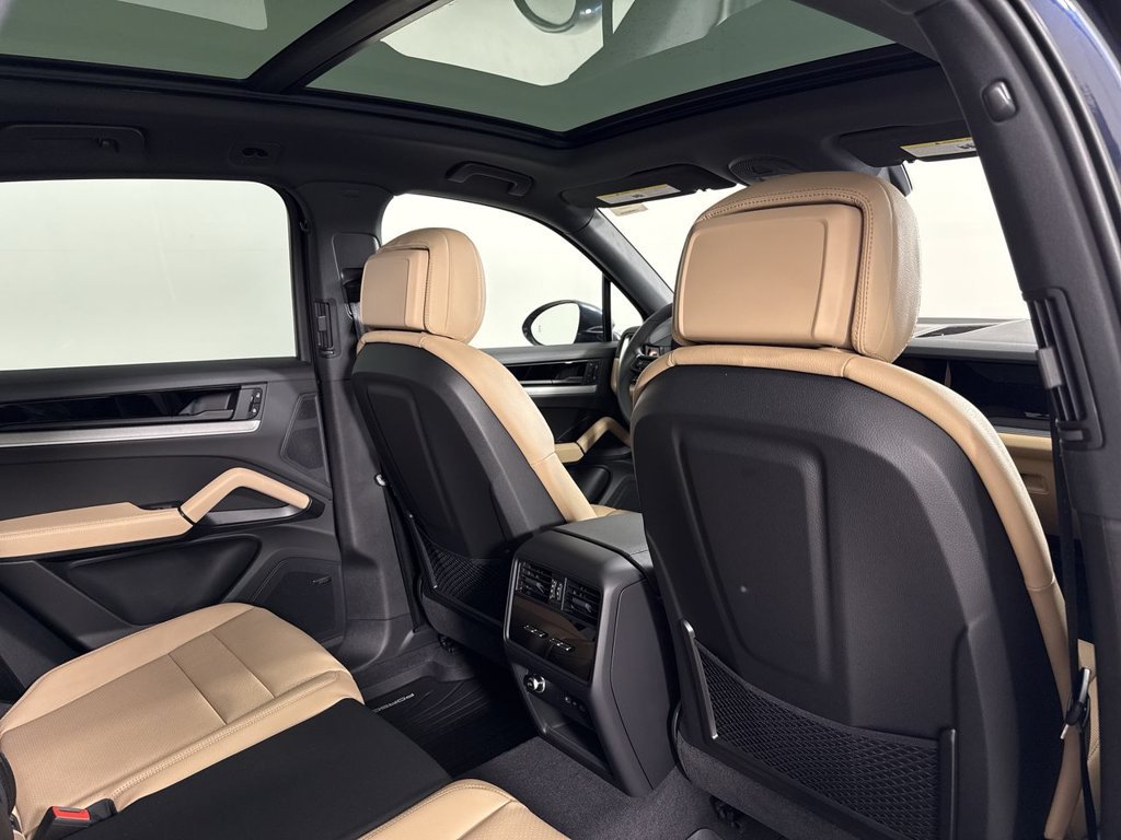 New 2026 Porsche Cayenne AWD/4WD image 24