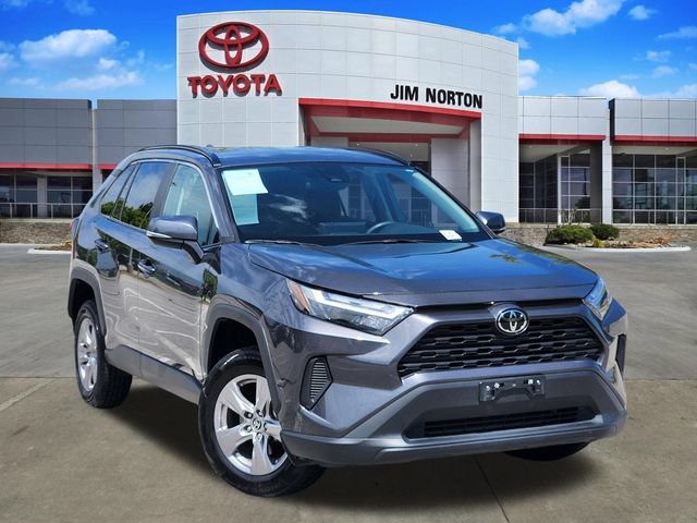 Used 2025 Toyota RAV4 XLE FWD image 1