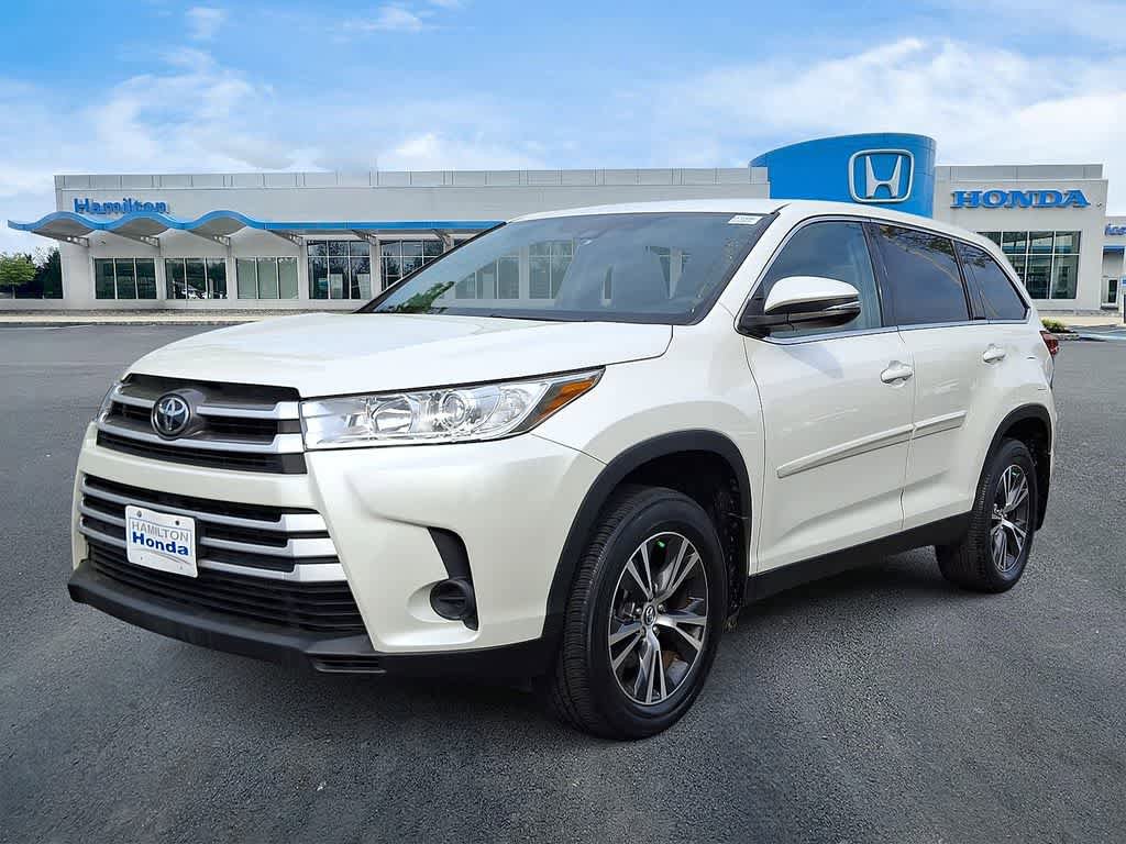 Used 2019 Toyota Highlander LE