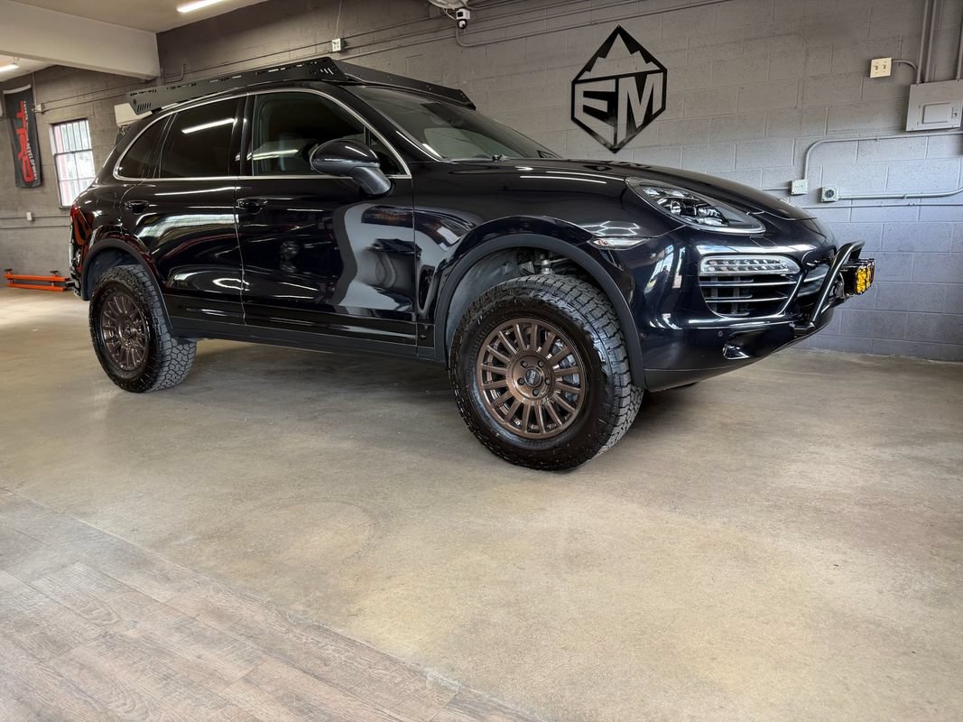 Used 2013 Porsche Cayenne Diesel AWD/4WD image 4