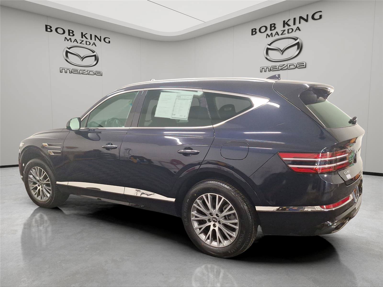 Used 2024 Genesis GV80 2.5T AWD/4WD image 3