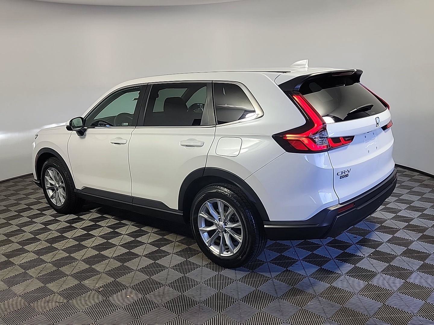 Certified 2024 Honda CR-V EX image 9