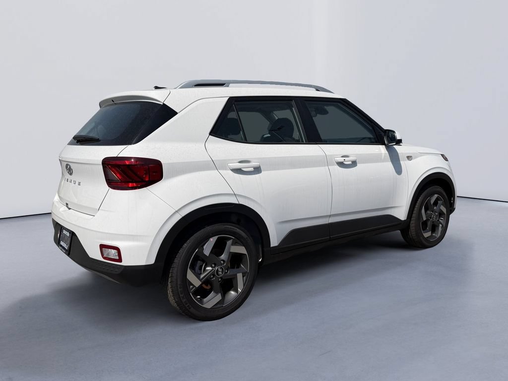 New 2026 Hyundai Venue SEL FWD image 3