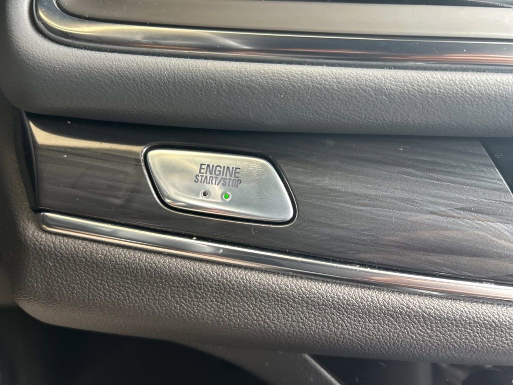 Certified 2023 Buick Enclave Essence FWD image 19