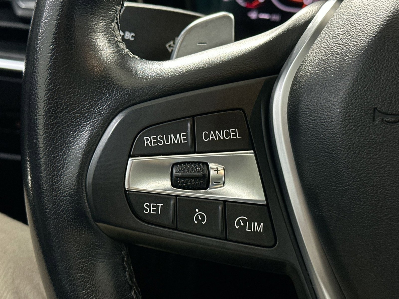 Used 2020 BMW 330i xDrive Sedan w/ Convenience Package image 22