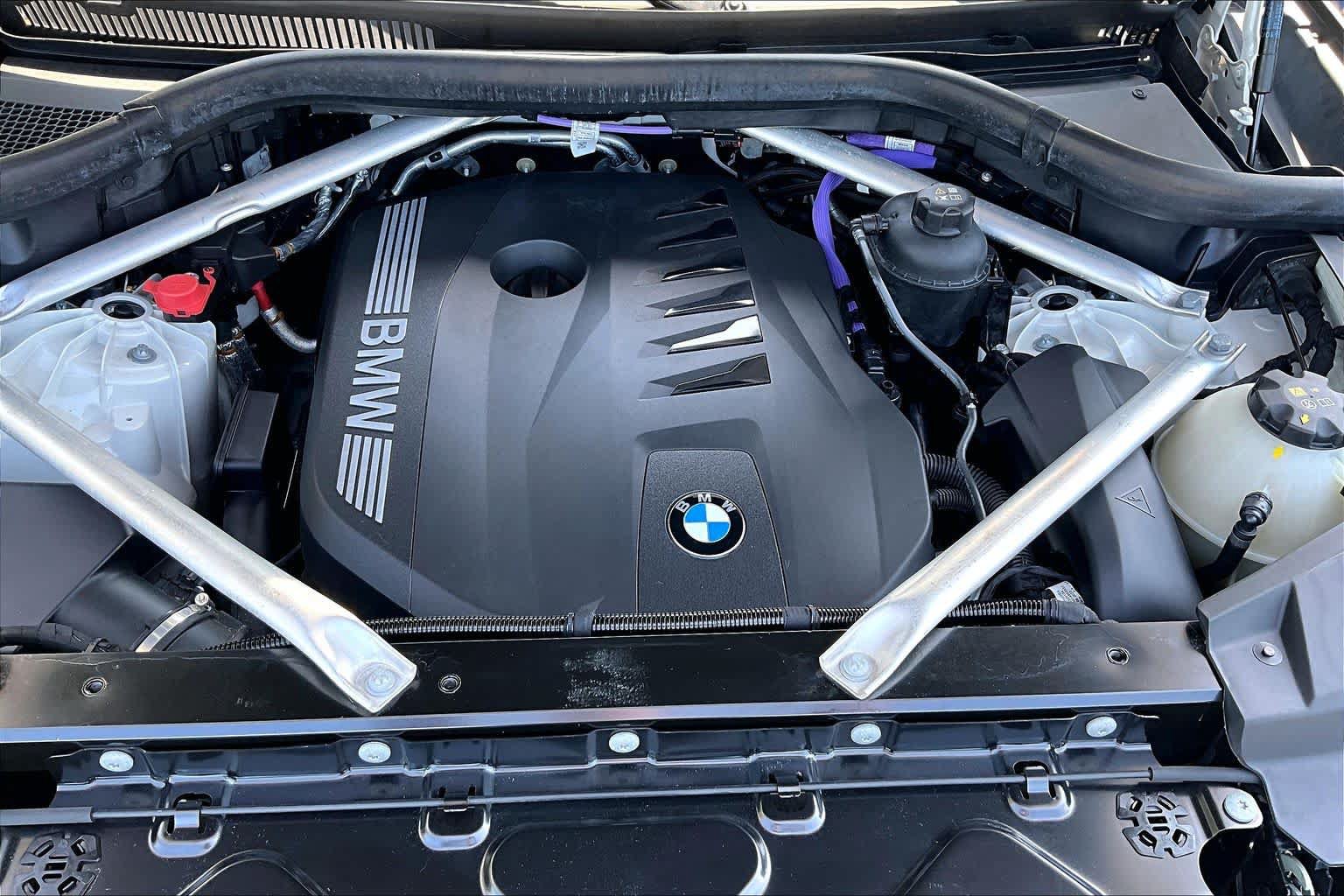 Used 2024 BMW X5 sDrive40i w/ Premium Package RWD image 33