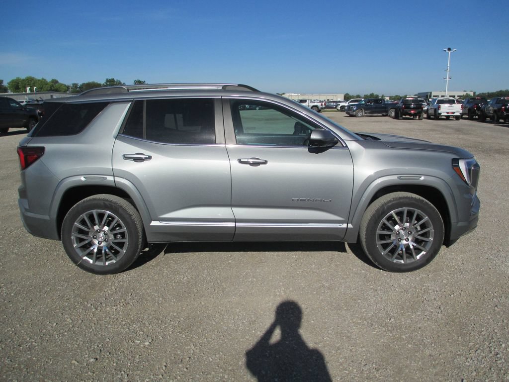 New 2026 GMC Terrain Denali AWD/4WD image 3