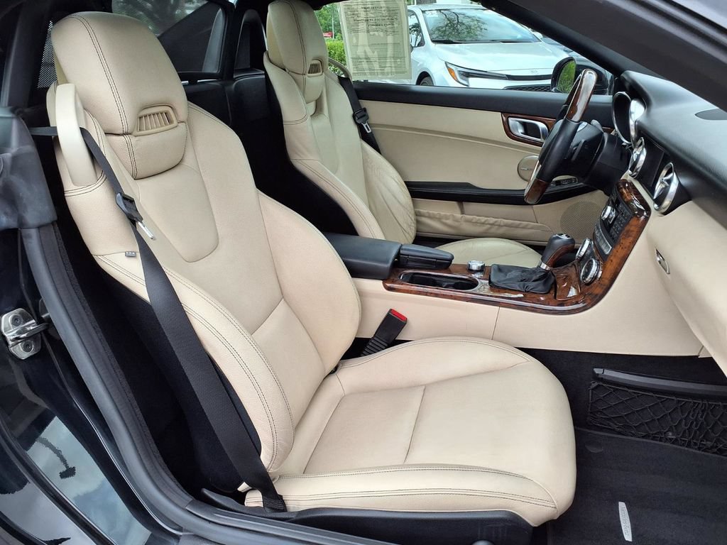 Used 2012 Mercedes-Benz SLK 350 image 14
