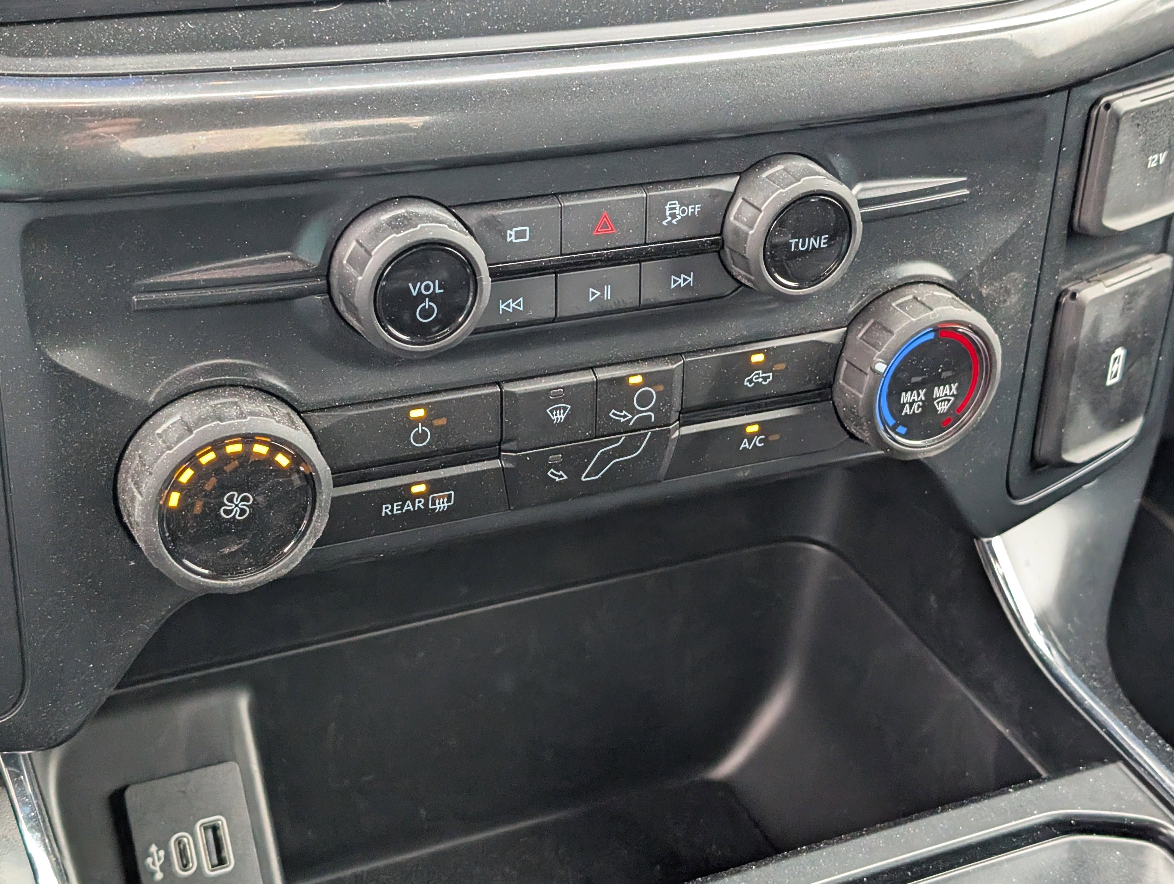 New 2025 Ford F150 STX image 28