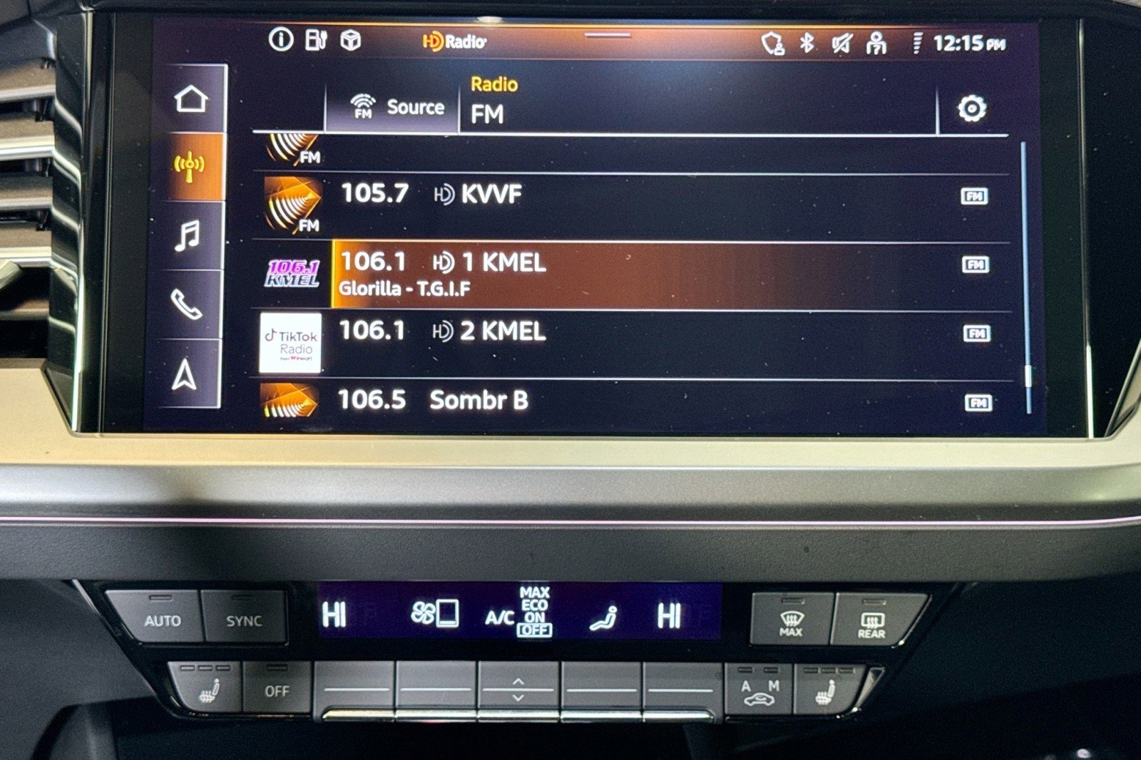 Used 2024 Audi Q4 e-tron Premium Plus image 14