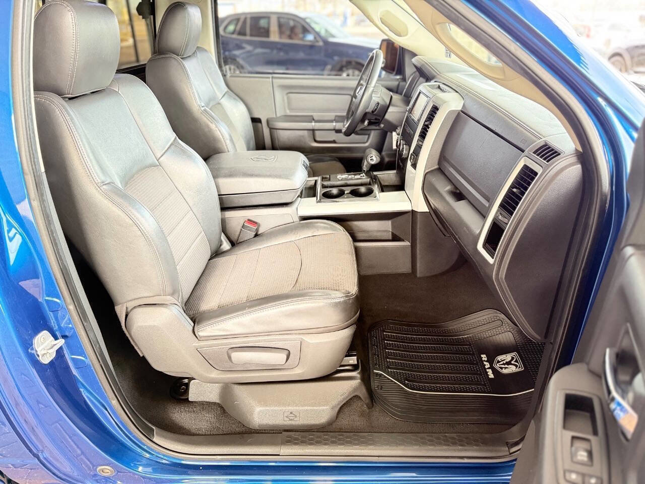 Used 2011 RAM 1500 R/T image 29