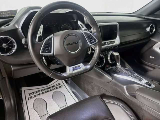 Used 2021 Chevrolet Camaro LT w/ RS Package RWD image 9