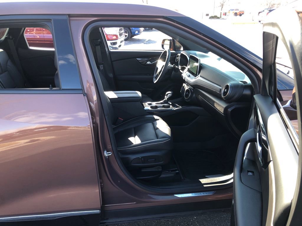 Used 2023 Chevrolet Blazer Premier image 22