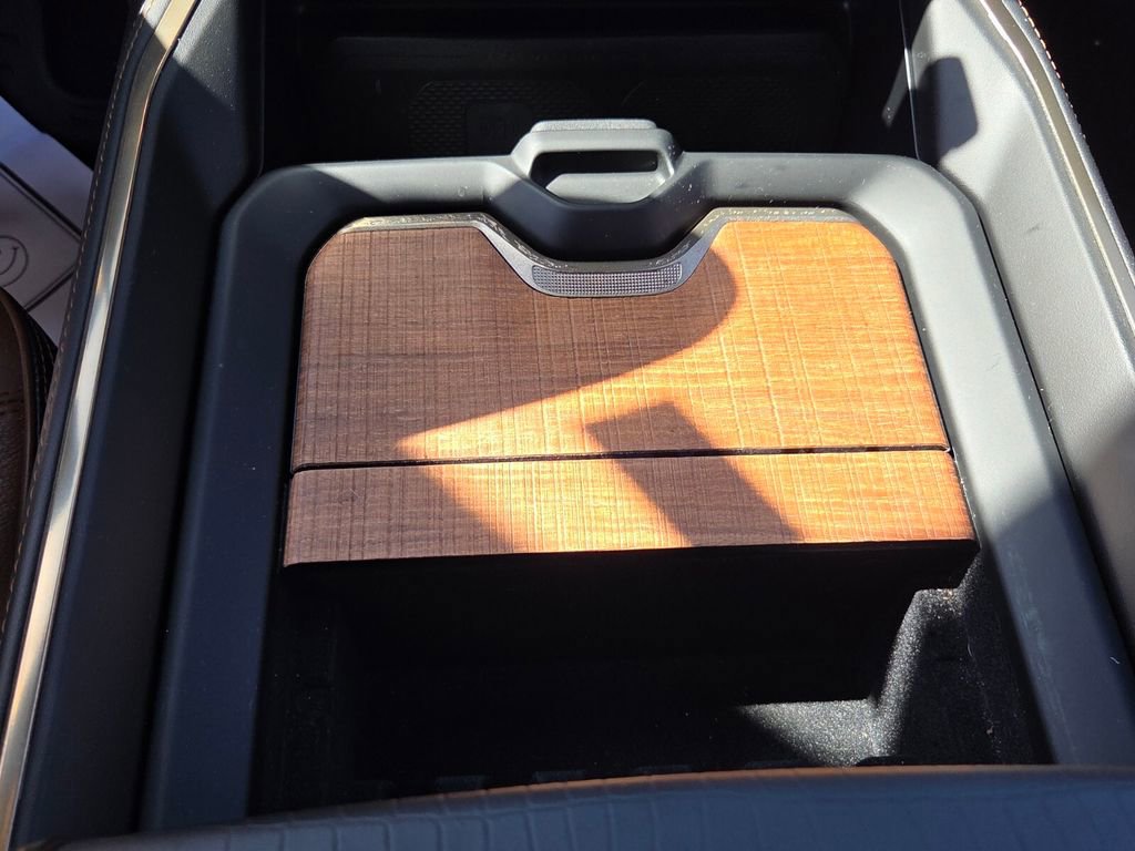 Used 2024 RAM 2500 Limited w/ Safety Group image 22