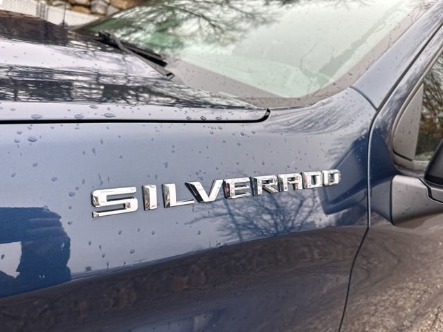 Used 2022 Chevrolet Silverado 1500 RST image 12