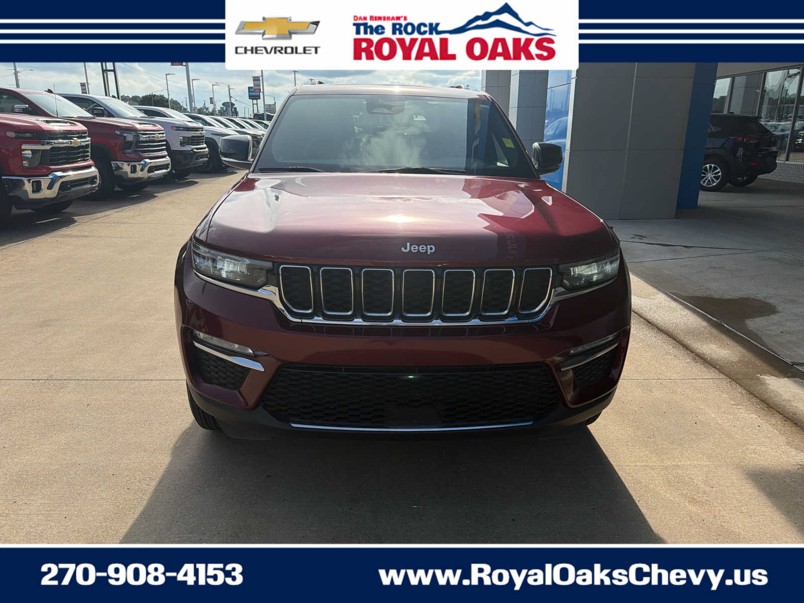 Used 2024 Jeep Grand Cherokee Limited AWD/4WD image 9