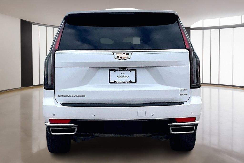 Used 2024 Cadillac Escalade ESV Premium Luxury image 4