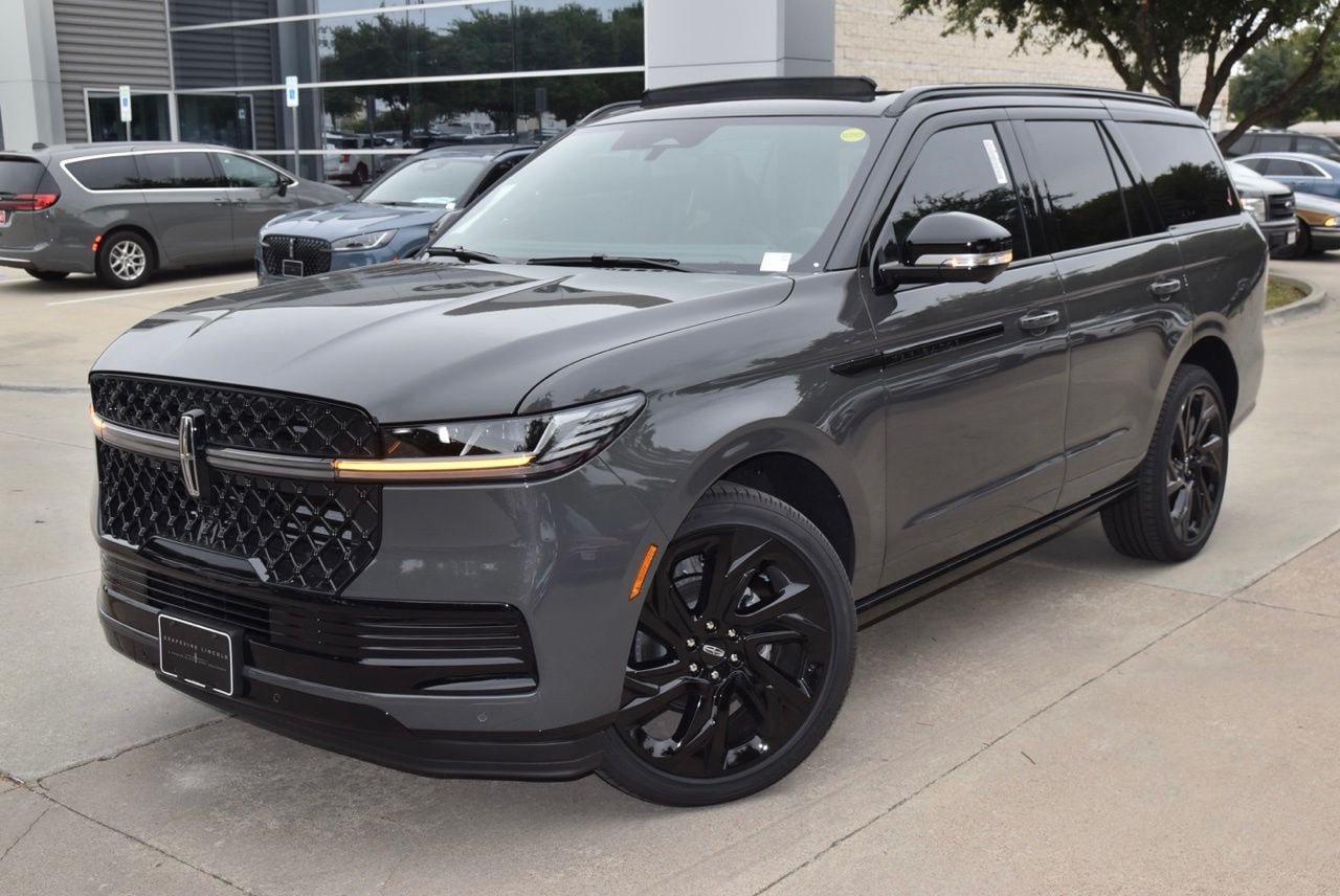 New 2026 Lincoln Navigator Black Label AWD/4WD image 12