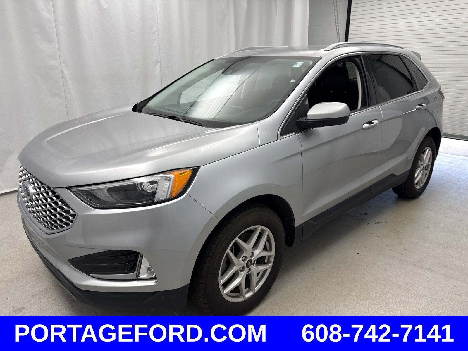 Certified 2024 Ford Edge SEL w/ Convenience Package AWD/4WD image 5
