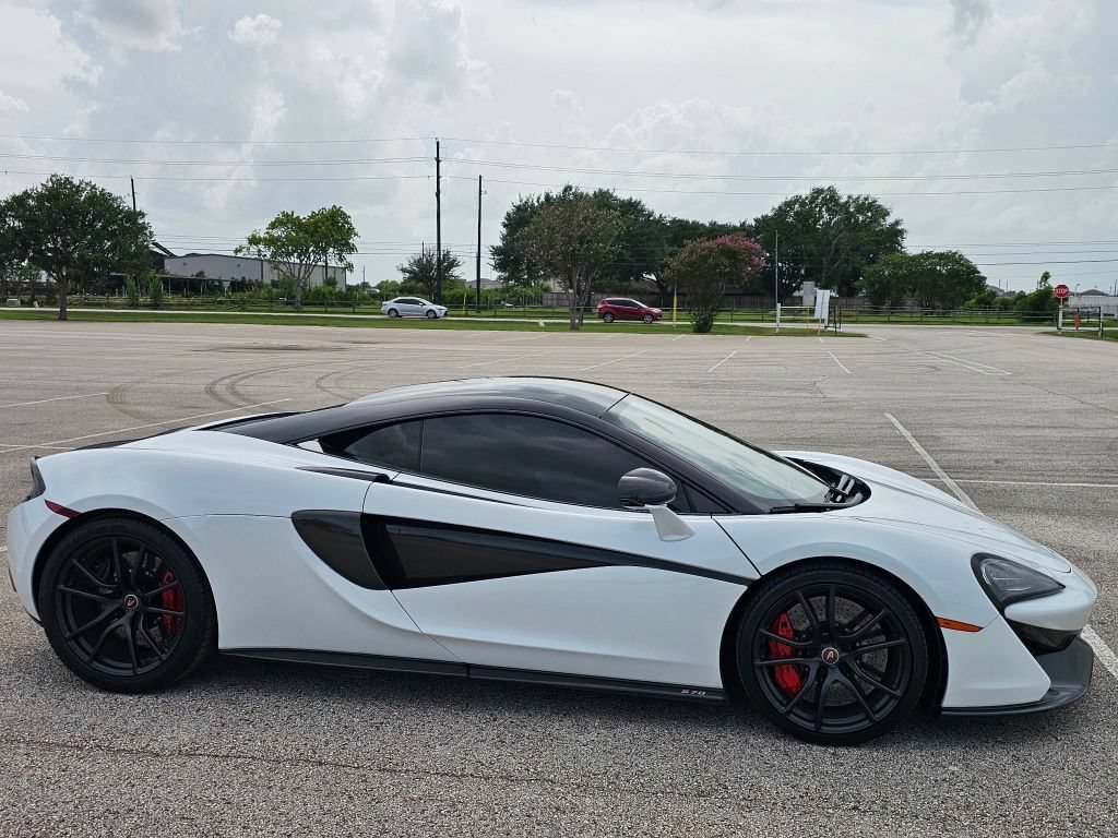 Used 2016 McLaren 570S Coupe RWD image 5