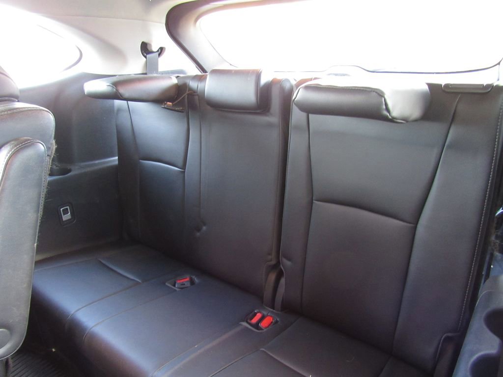 Used 2023 Toyota Highlander Limited image 17