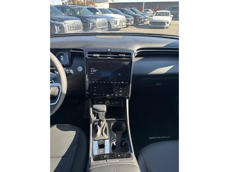 New 2024 Hyundai Santa Cruz Night AWD/4WD image 13