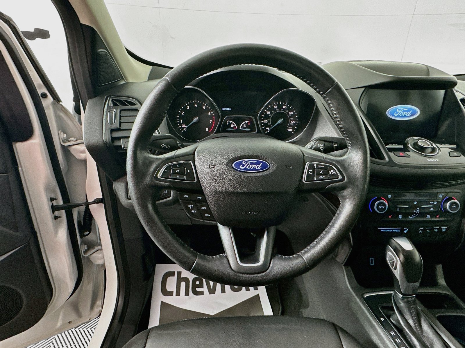 Used 2019 Ford Escape Titanium AWD/4WD image 11