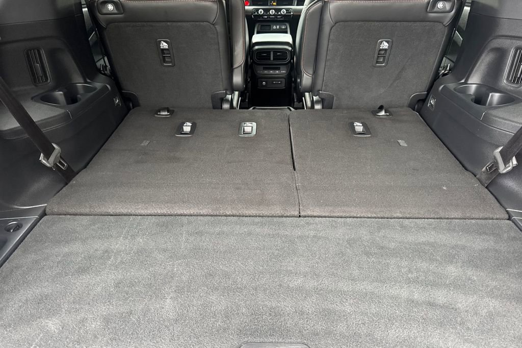 Certified 2025 Honda Pilot TrailSport image 16