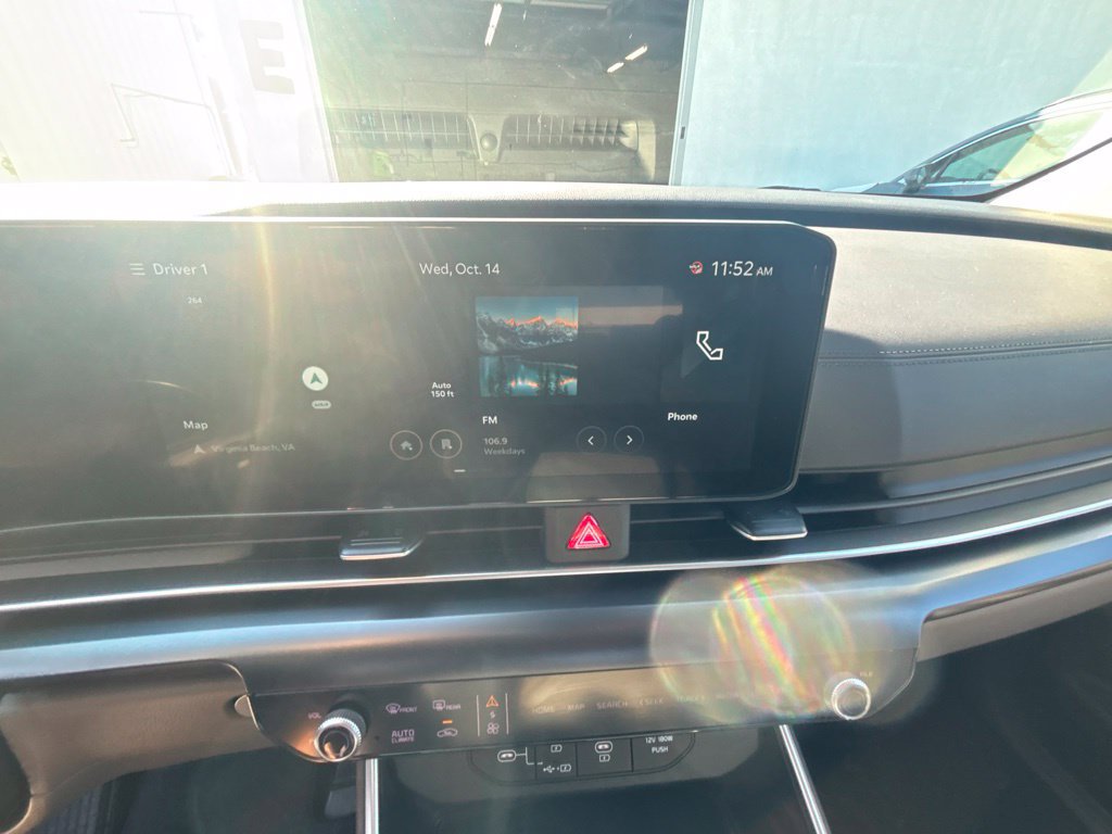 Certified 2026 Kia Carnival LX FWD image 15