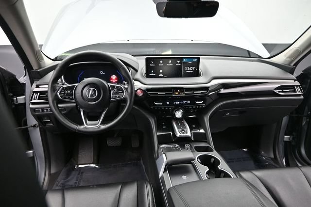 Used 2023 Acura MDX SH-AWD image 16