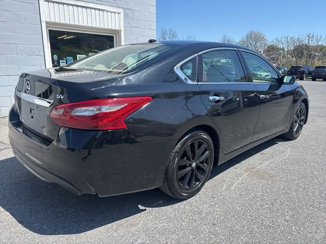 Used 2018 Nissan Altima 2.5 SV FWD image 5