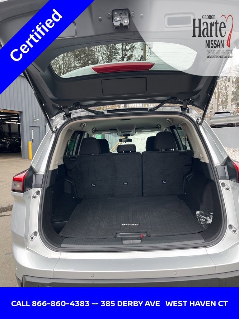 Certified 2025 Nissan Rogue S image 29