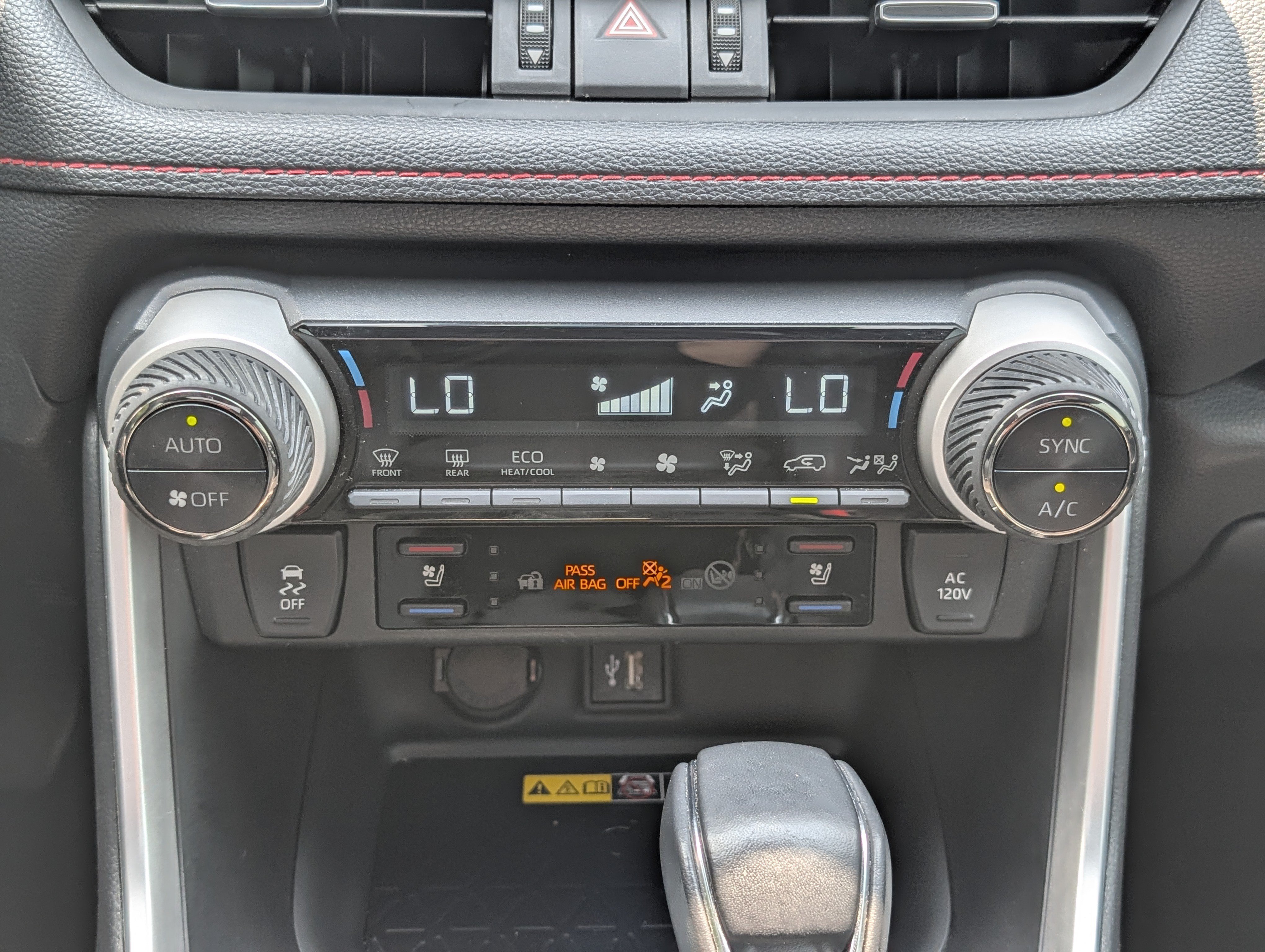 Used 2023 Toyota RAV4 XSE w/ Premium Package AWD/4WD image 30