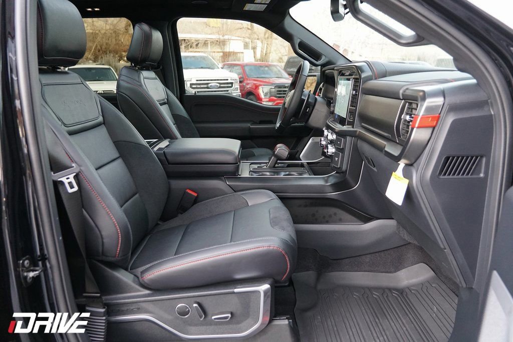 Used 2025 Ford F150 Raptor image 46