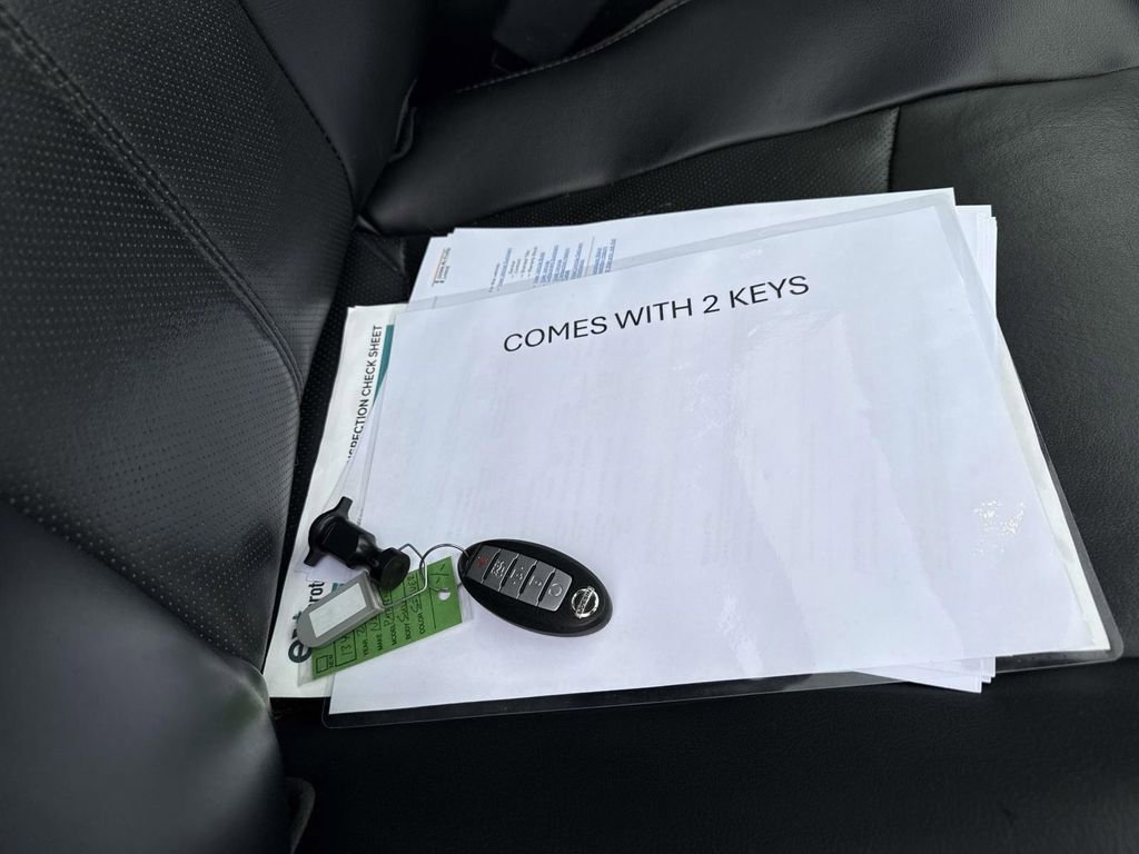 Used 2018 Nissan Pathfinder Platinum AWD/4WD image 29